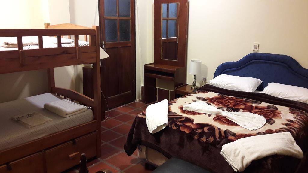 Residencia Leones De Castilla Asuncion Exteriör bild