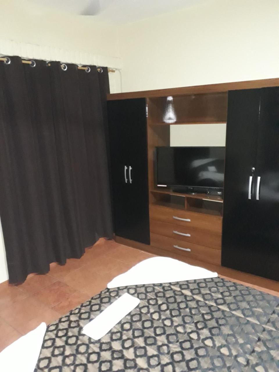 Residencia Leones De Castilla Asuncion Exteriör bild