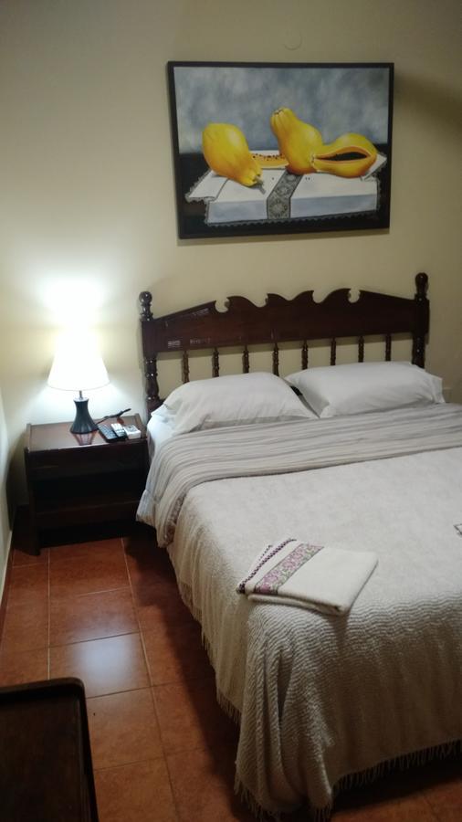Residencia Leones De Castilla Asuncion Exteriör bild