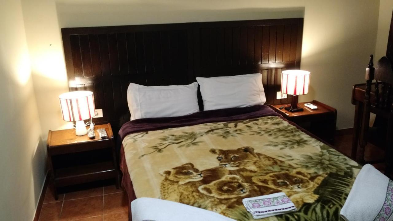Residencia Leones De Castilla Asuncion Exteriör bild