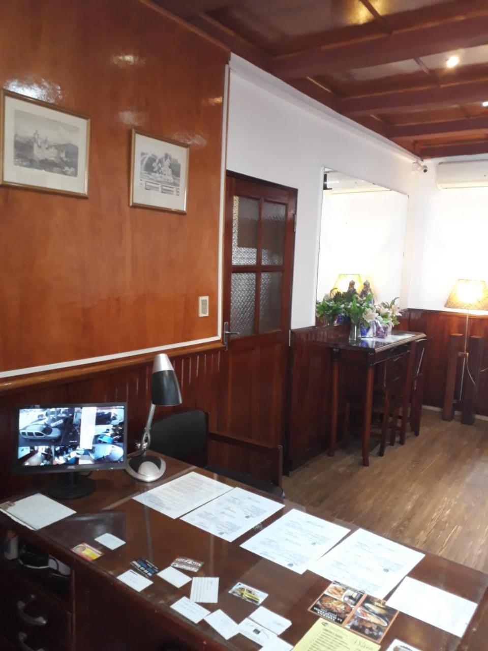 Residencia Leones De Castilla Asuncion Exteriör bild